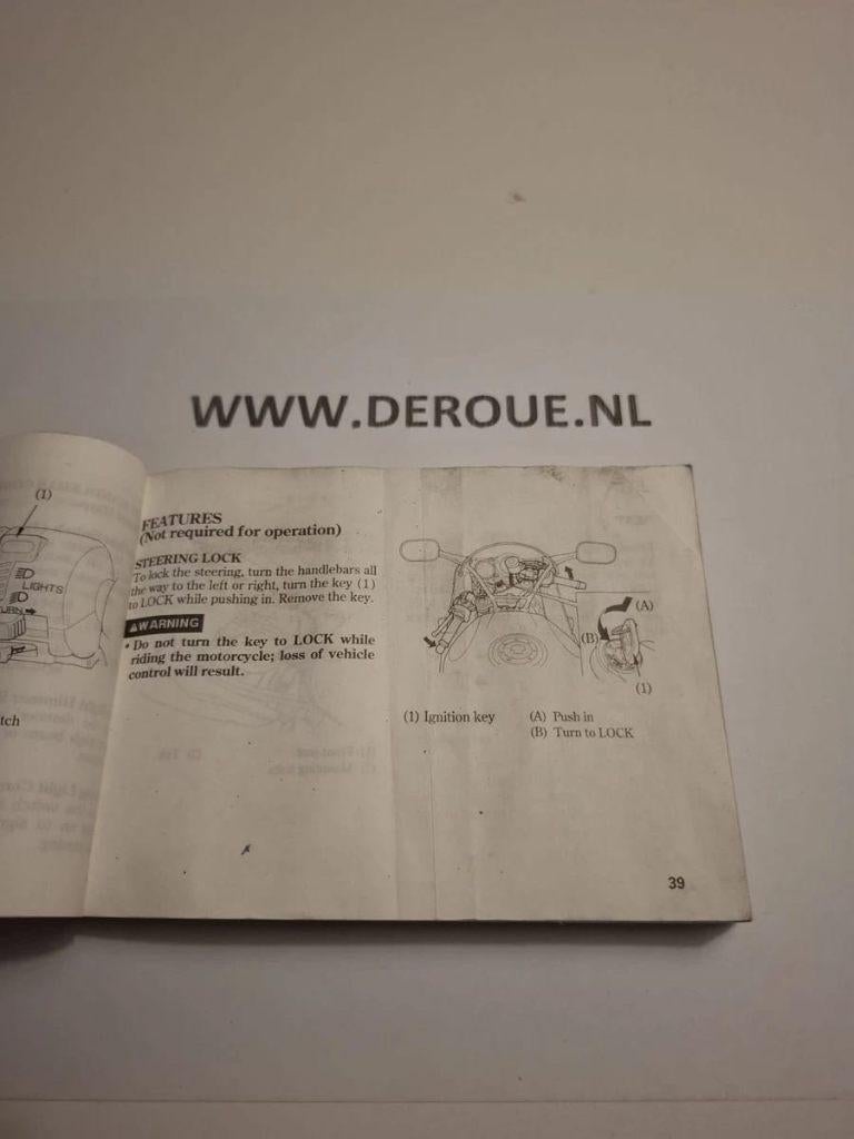 65 0WNERS MANUAL HONDA CBR900RR FIREBLADE  USED, Motoren, Handleidingen en Instructieboekjes, Ophalen of Verzenden, Honda