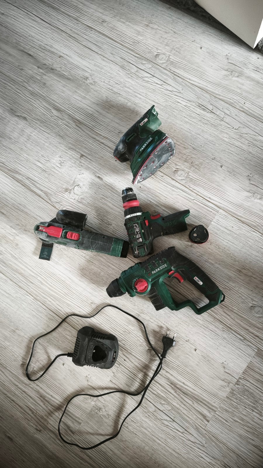 Parkside 12v set. inclusief batterij en oplader, Ophalen of Verzenden, Gebruikt, Minder dan 400 watt, Boor- en Schroefmachine