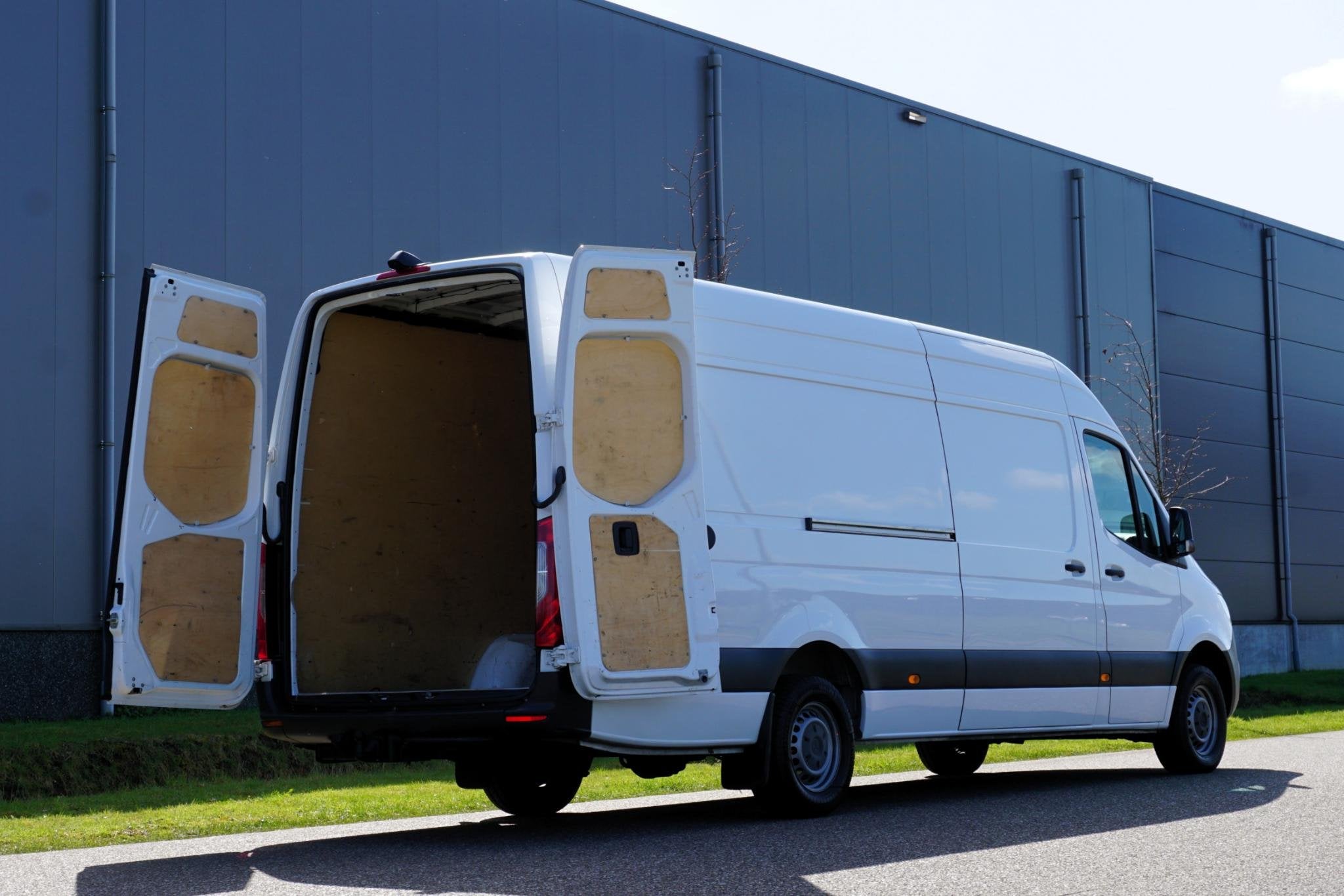 Mercedes-Benz Sprinter 317 1.9 CDI L4H2 in Topstaat |Camera, Achterwielaandrijving, Gebruikt, Euro 6, 4 cilinders