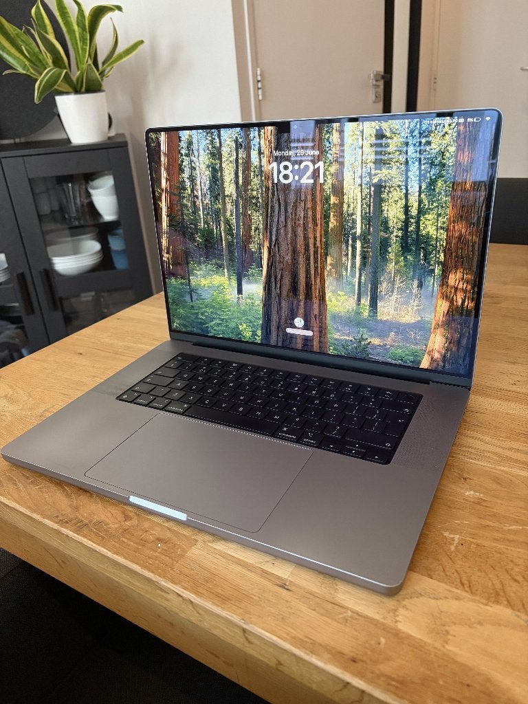 Apple MacBook Pro 2021 16" M1 Pro 10C, 32GB, 512GB, Space Gr, MacBook Pro, 512 GB, Ophalen of Verzenden, Zo goed als nieuw