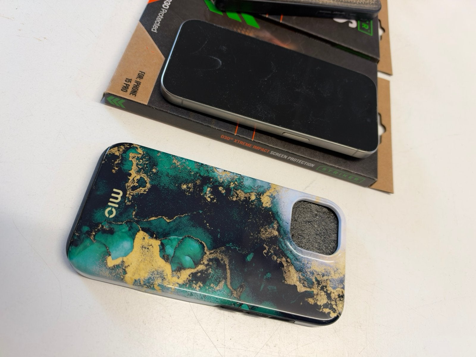 Foto 14 van iPhone 15 Pro 128GB – 87% batterij