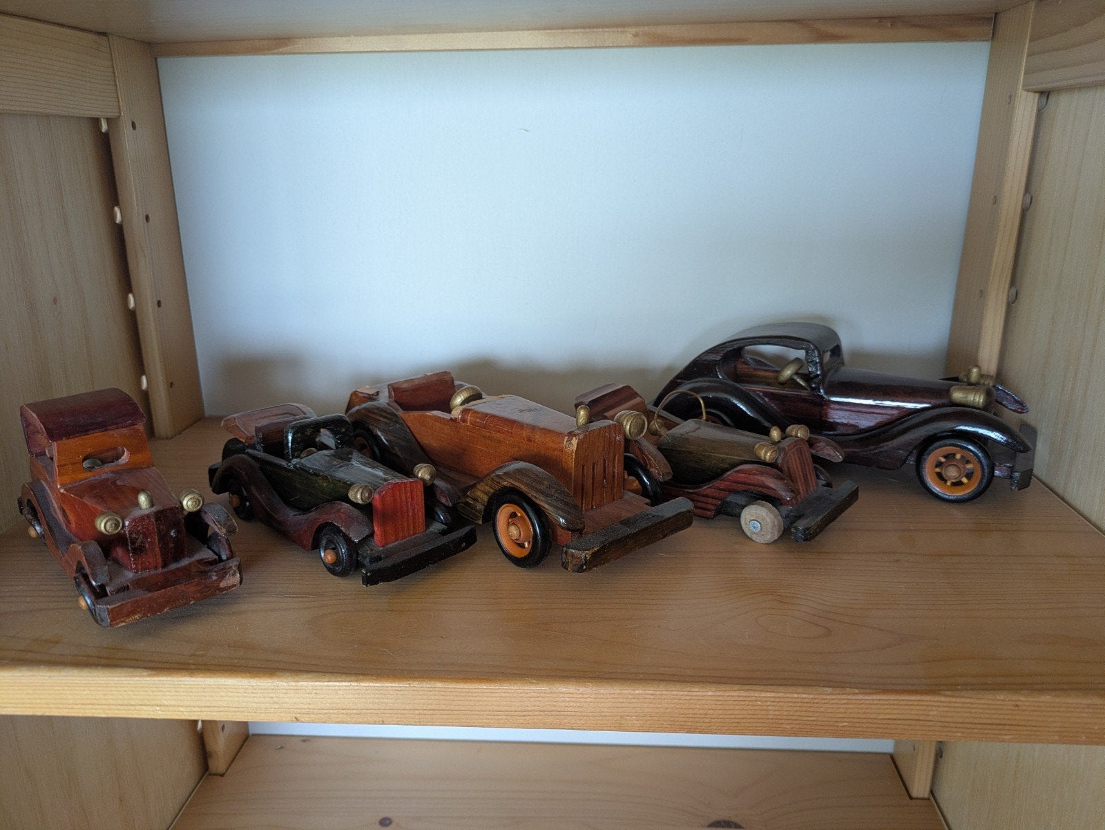 Houten speelgoed autos (5 stuks), Antiek en Kunst, Antiek | Speelgoed, Ophalen of Verzenden