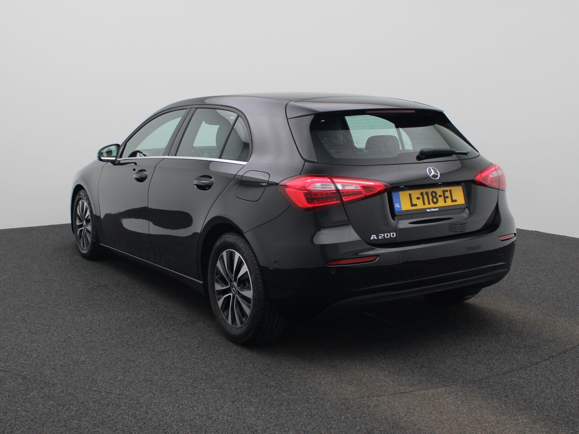 Mercedes-Benz A-klasse 200 Advantage | Apple Carplay / Andro, Auto's, Voorwielaandrijving, 12 maanden, Geheel digitaal combi-instrument