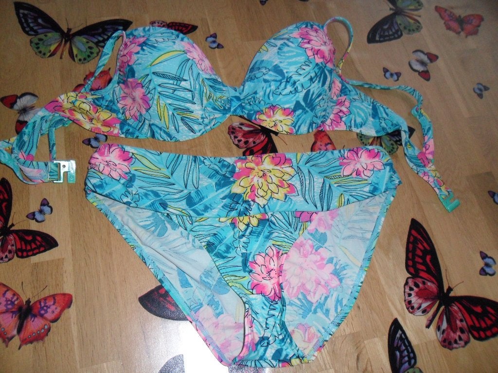 BIKINI, Ophalen, Zo goed als nieuw, Bikini, Groen