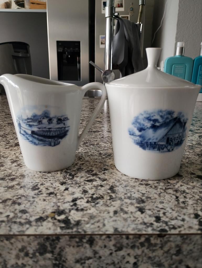 Bavaria Porzellan Melkkan en Suikerpot - Delfts Blauw Stijl, Antiek en Kunst, Ophalen of Verzenden