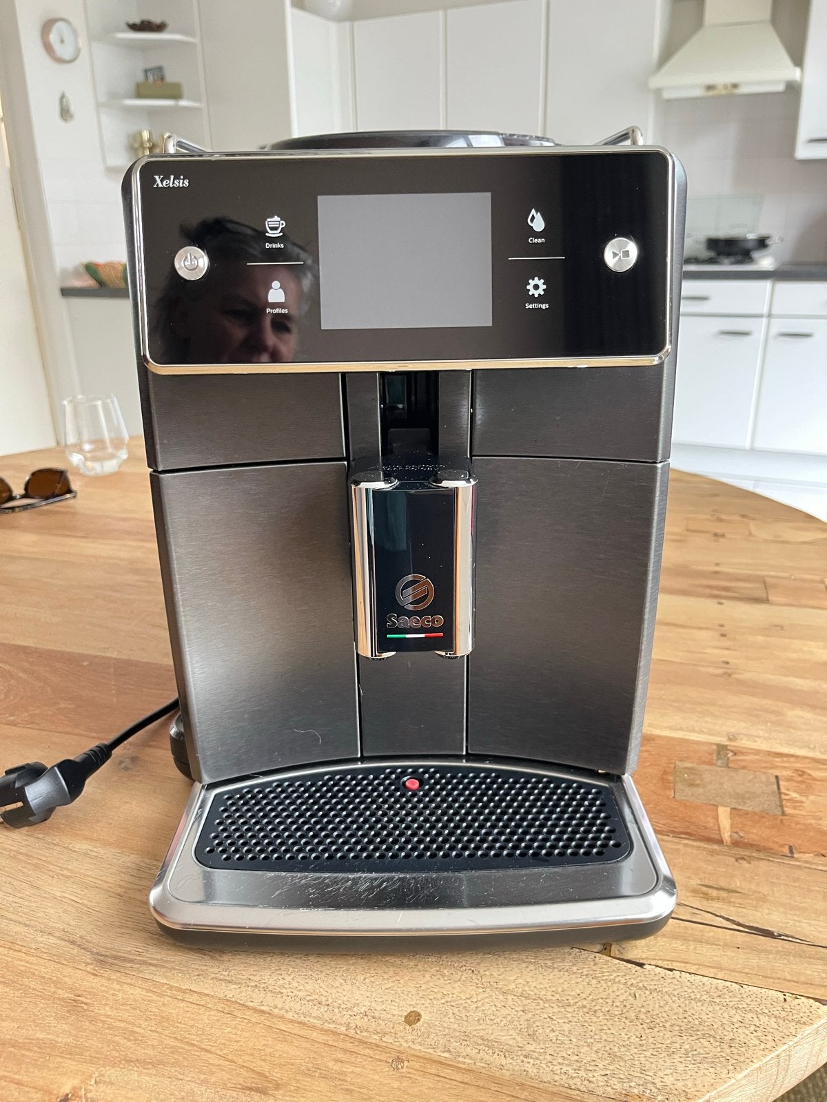 Saeco Xelsis SM7684/00 volautomatische espressomachine, Witgoed en Apparatuur, Afneembaar waterreservoir, Espresso apparaat, 10 kopjes of meer