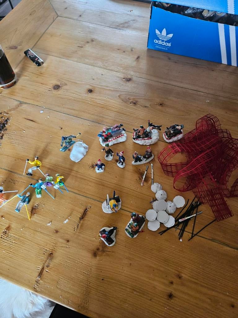 Lemax ski piste figuren en accessoires, Verzamelen, Speelgoed, Ophalen of Verzenden