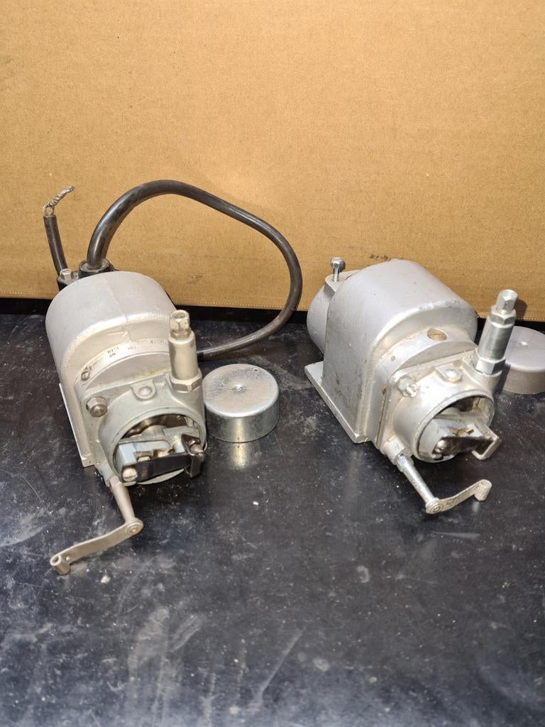 2x Lucas N1 Magneet - Oldtimer Onderdelen, Verzenden, Gebruikt, Oldtimer onderdelen