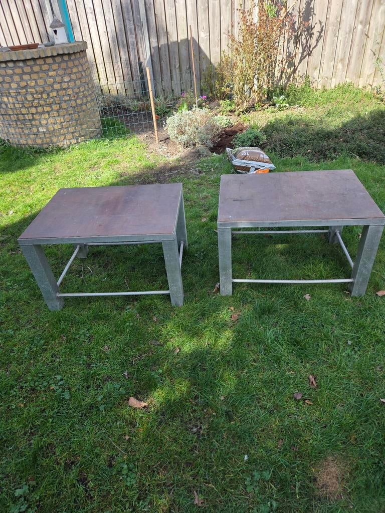 Set van 2 aluminium bijzettafels, Ophalen, Minder dan 45 cm, Minder dan 55 cm, Gebruikt