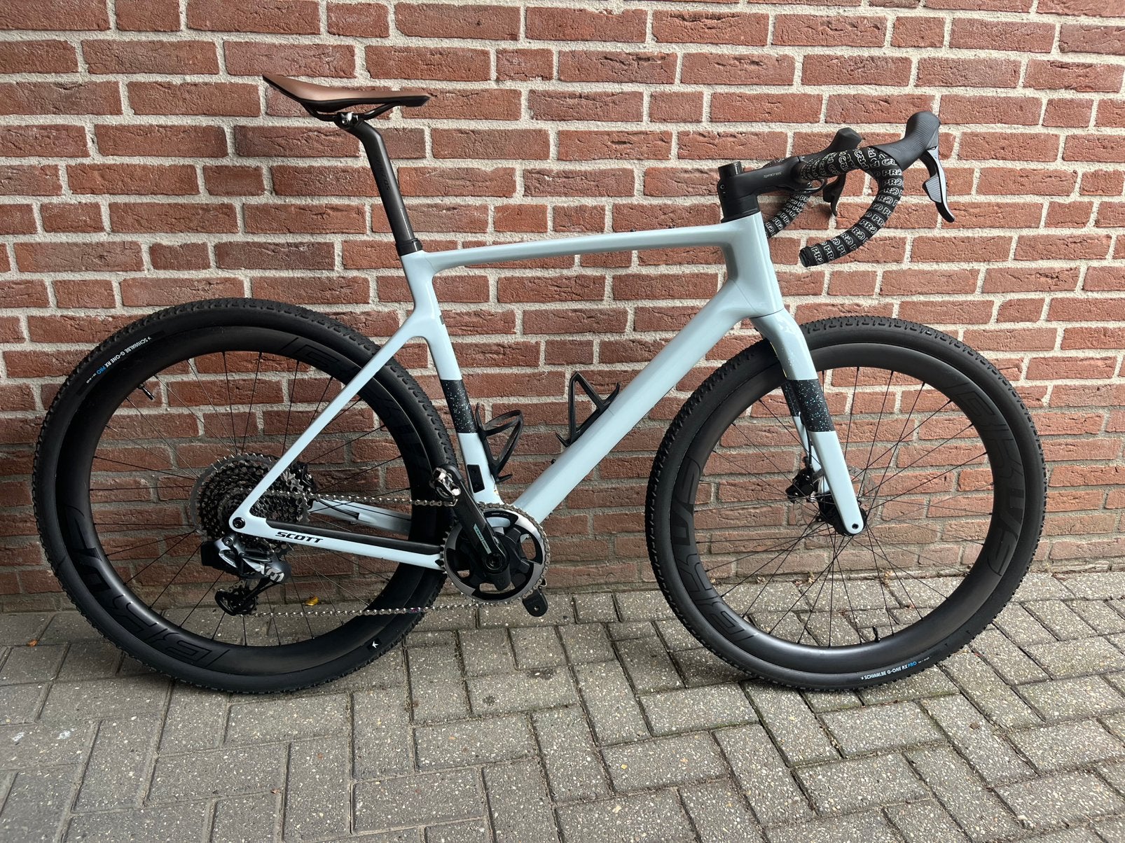 Scott Addict Gravel 20, Carbon, 10 tot 15 versnellingen, Zo goed als nieuw, 53 tot 57 cm