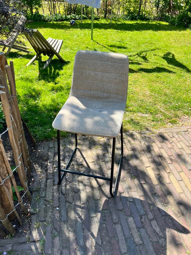 Bar kruk, 1 kruk, Ophalen, Zo goed als nieuw, 60 tot 90 cm
