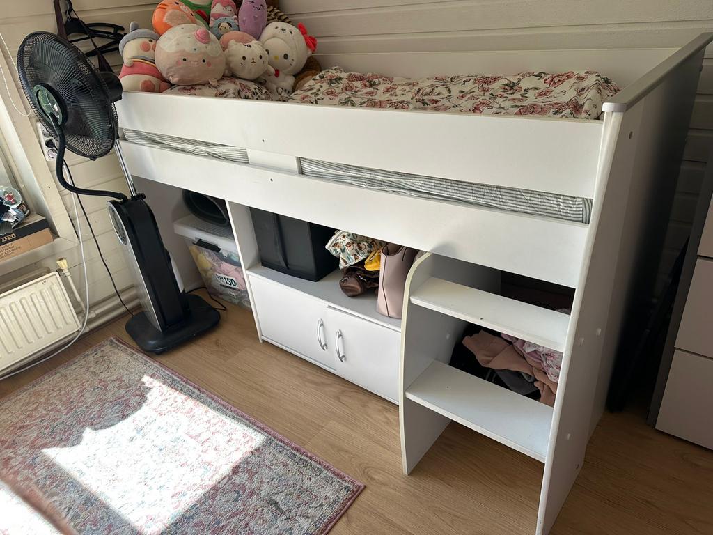 Witte halfhoogslaper met opbergruimte, Ophalen, Zo goed als nieuw, Halfhoogslaper