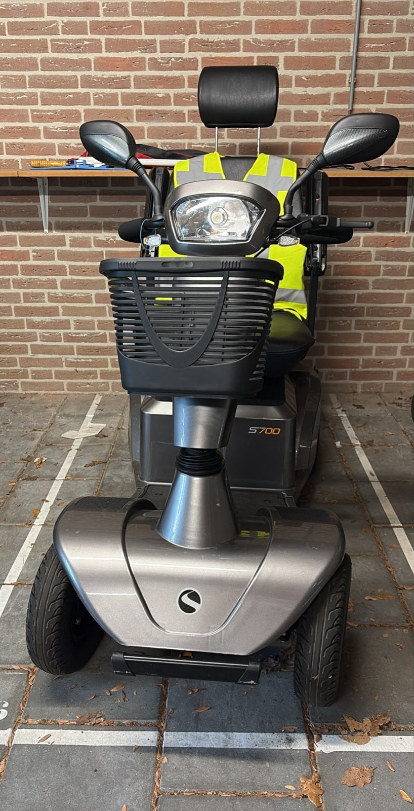 Scootmobiel S 700, 1 jaar oud, Diversen, Brommobielen en Scootmobielen, Zo goed als nieuw, 46 km of meer, 16 km/u of meer, Ophalen