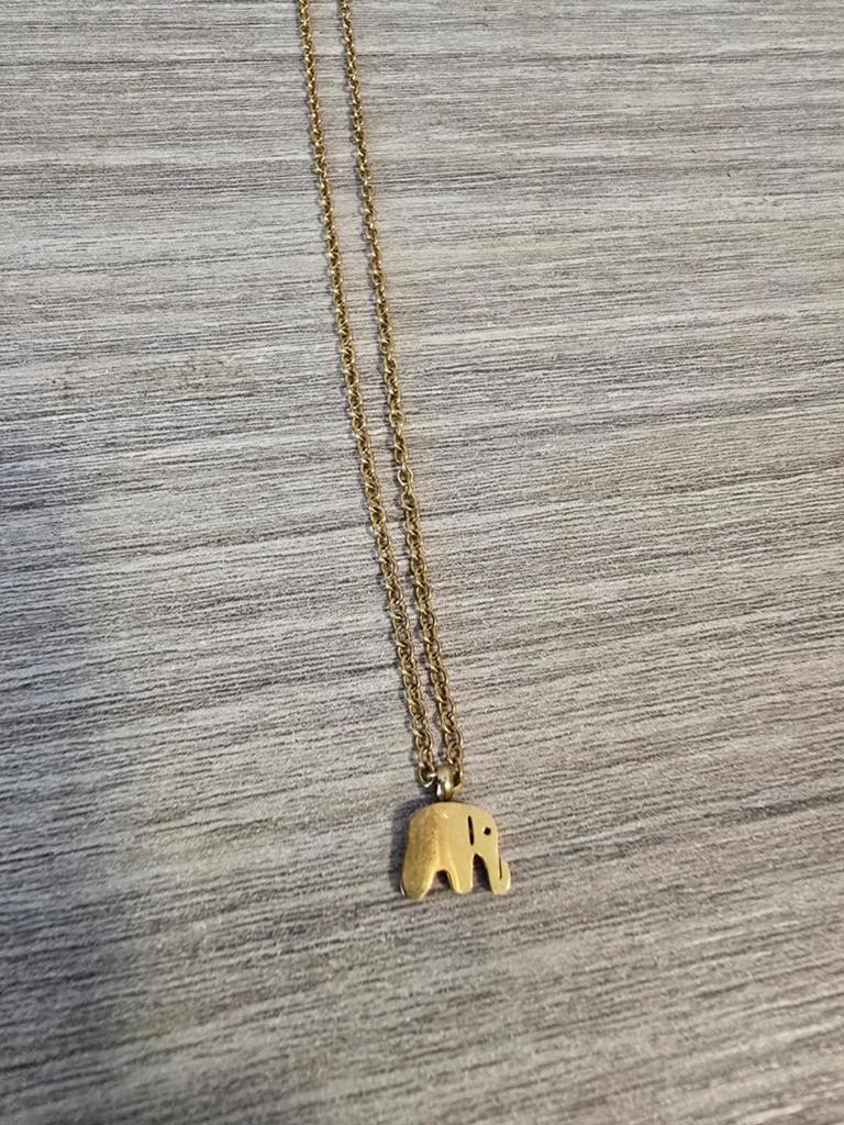 Ketting met olifant bedel, Ophalen of Verzenden, Goud, Overige materialen