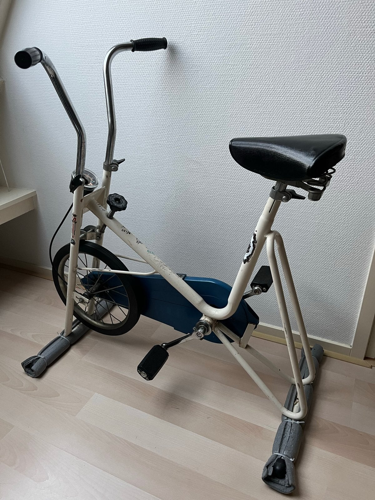 Vintage Hometrainer - Perfect voor Thuis Workouts, Ophalen, Gebruikt, Metaal, Benen
