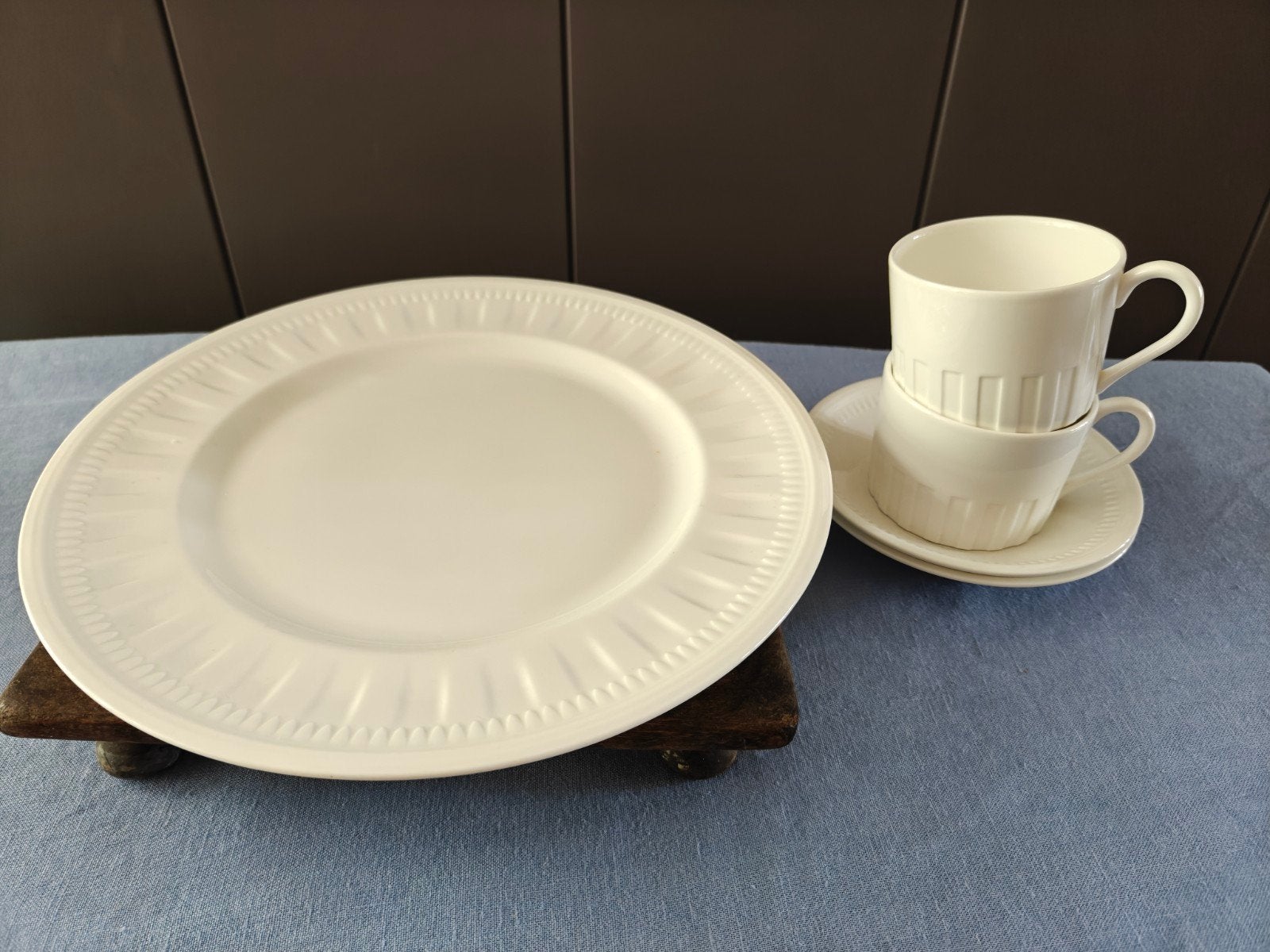 Wedgwood colosseum dinner bord 2x kopen schotel, Ophalen of Verzenden, Zo goed als nieuw, Bord(en), Wedgwood