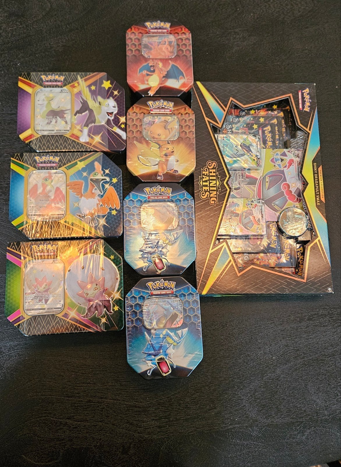 Pokémon TCG Shining Fates / Hidden Fates Tins & Premium Box, Ophalen of Verzenden, Nieuw, Boosterbox, Foil