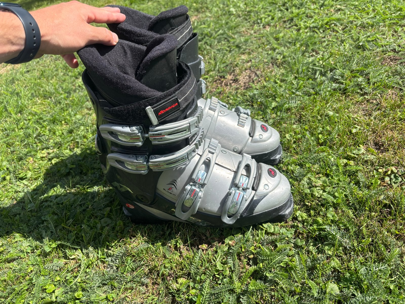 Nette Nordica skischoenen met loop/ski stand - Maat 27/27.5, Schoenen, Ophalen of Verzenden, Zo goed als nieuw, Nordica
