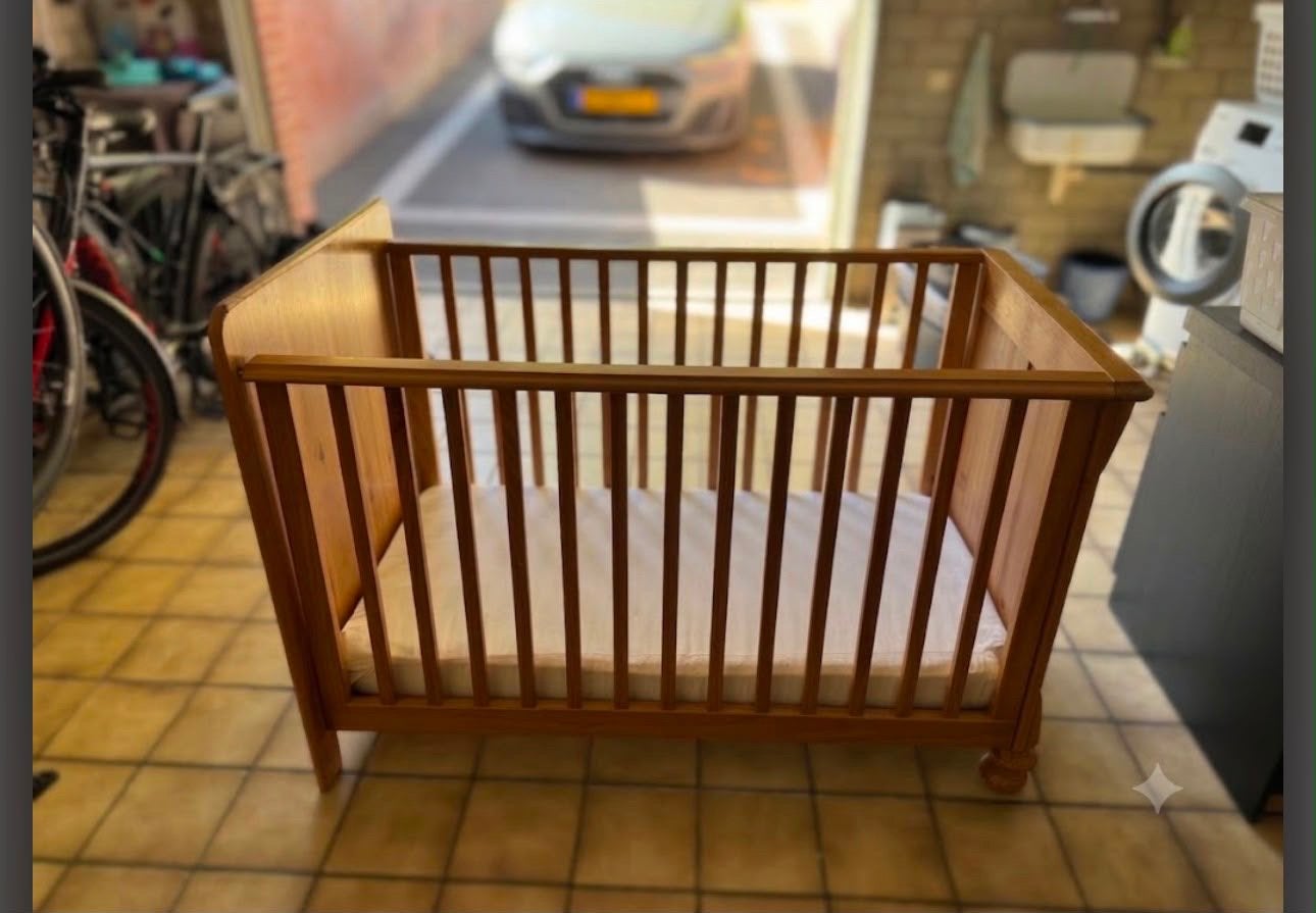 Massief houten babykamer, Ophalen, Gebruikt, Jongetje of Meisje