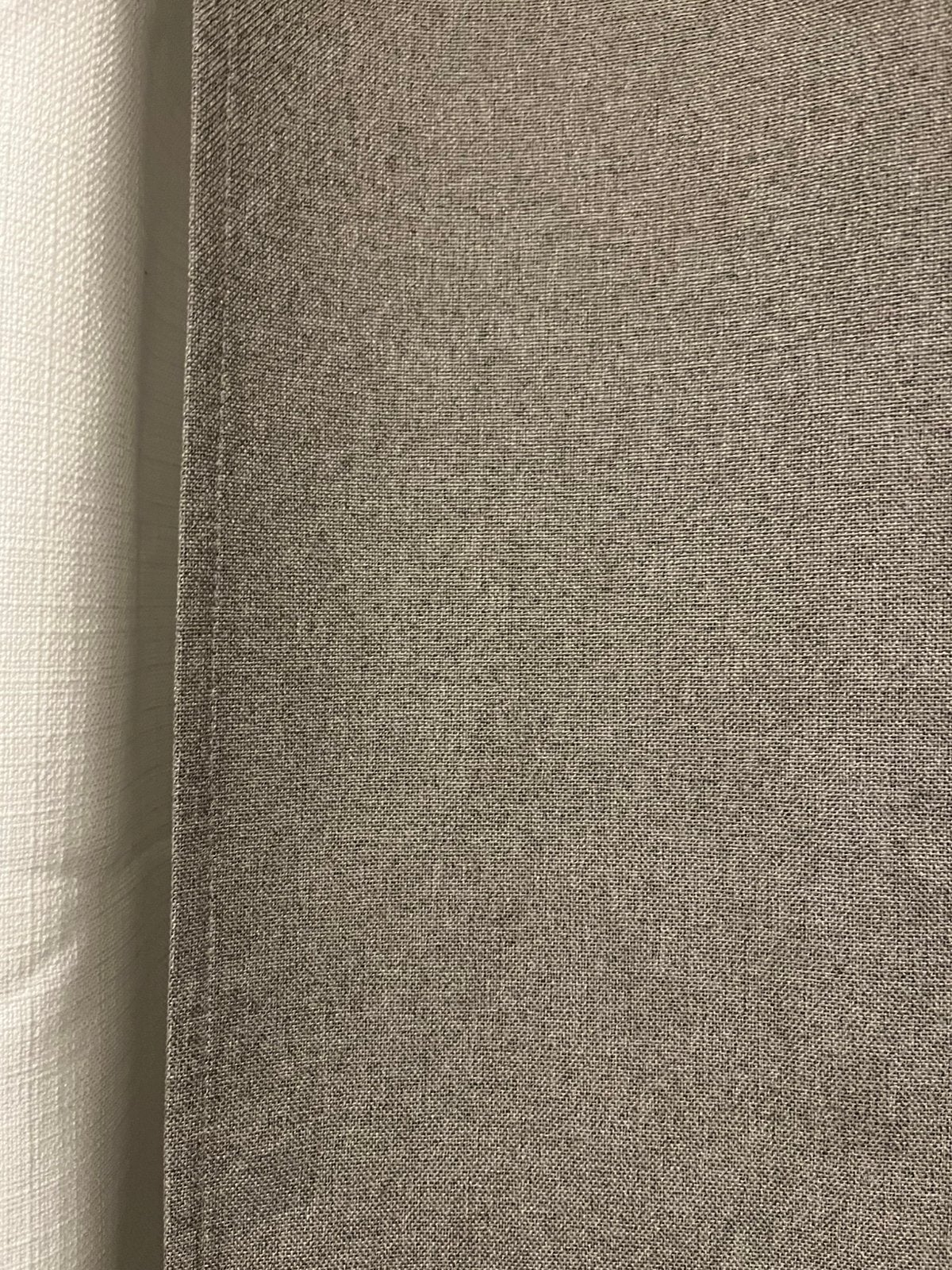 IKEA beige Gordijnen %100 verduisterend  B 276 x H 250 cm, Ophalen, Zo goed als nieuw, Beige, 200 cm of meer
