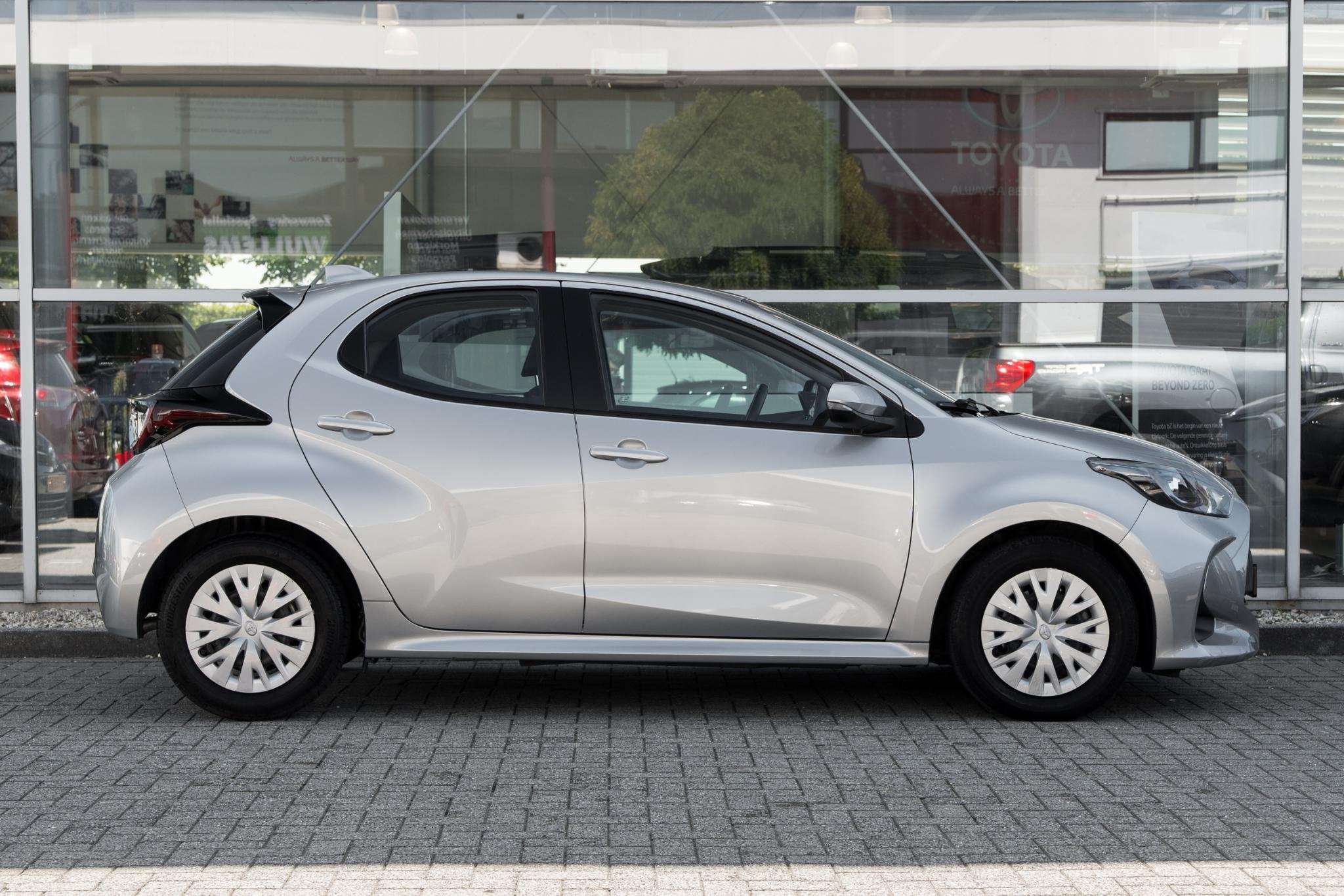 Toyota Yaris 1.5 Hybrid Active, Auto's, Gebruikt, Euro 6, 49 €/maand, Bedrijf