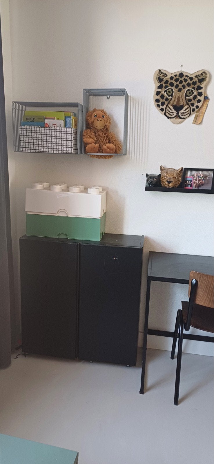 Kinderkamer: Ikea IVAR kastje, Done by Deer wandkastjes, Ophalen, Gebruikt