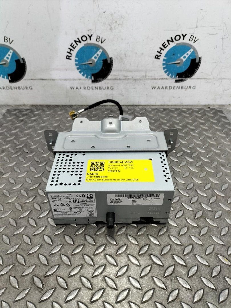 FORD FIESTA MK7 HJ 1.0 EcoB. Titanium X  RADIO M1BT18D804HJ, Ophalen of Verzenden, Gebruikt, Stiba lid