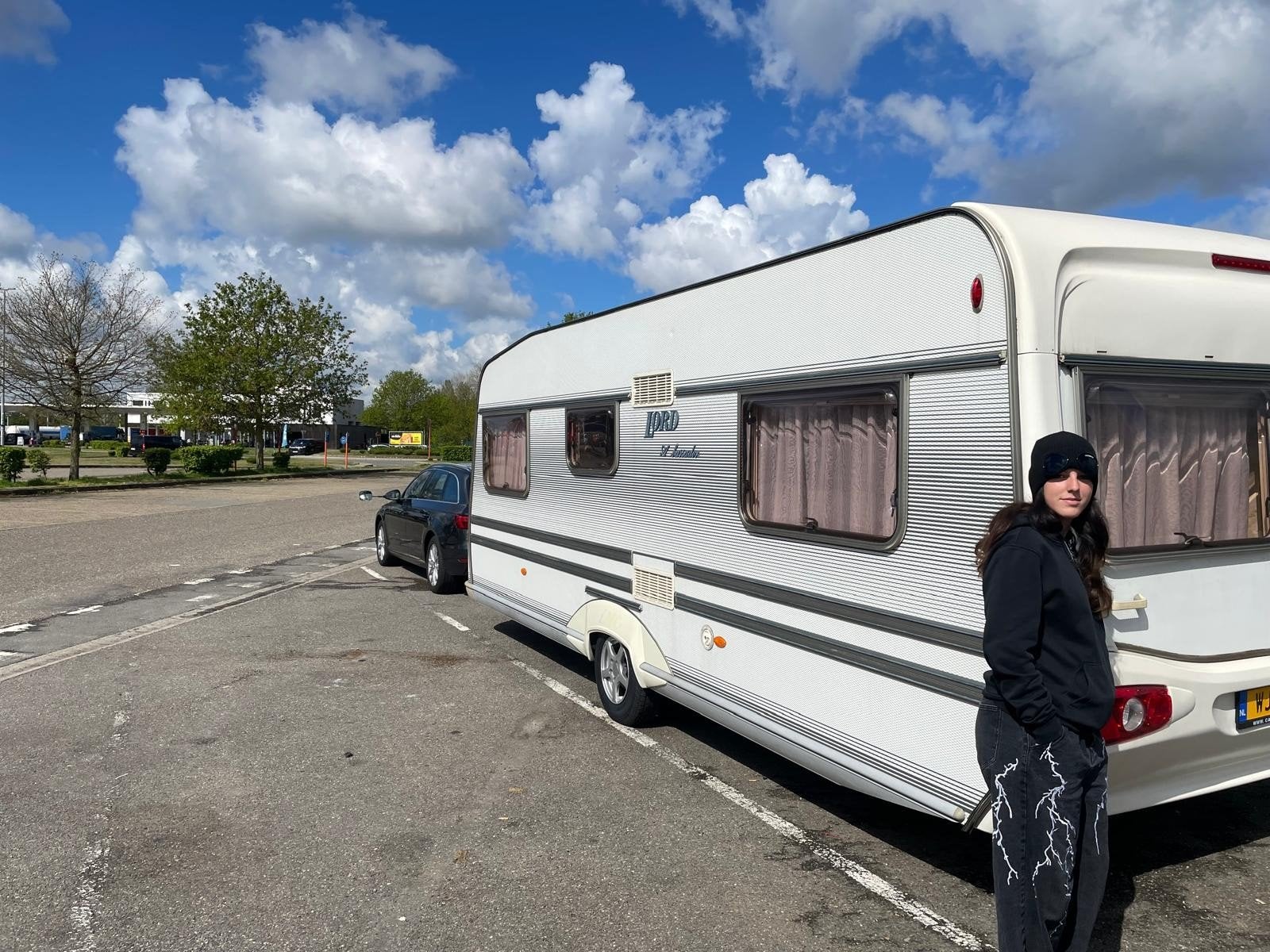 LMC 560 K1 CARAVAN, Vast bed, Rondzit, Particulier, 5 tot 6 meter