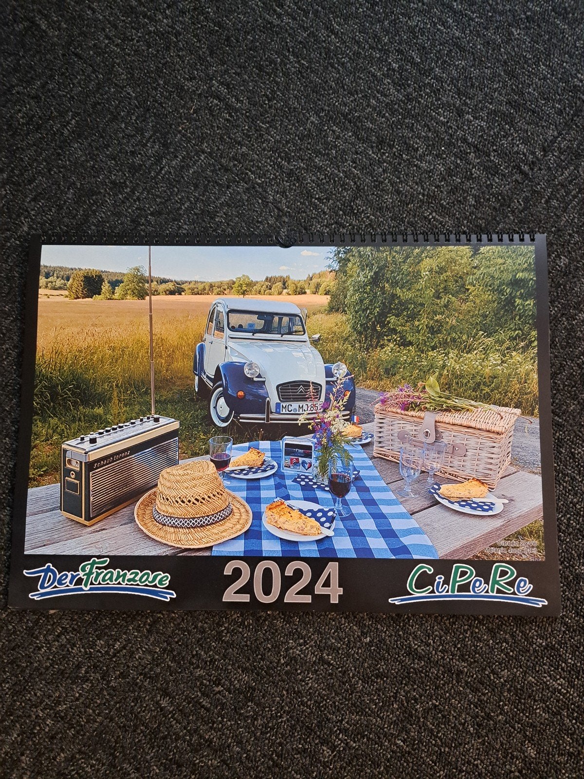 citroën kalender, duitstalig, 2024 2cv, Ophalen of Verzenden, Maandkalender, Zo goed als nieuw