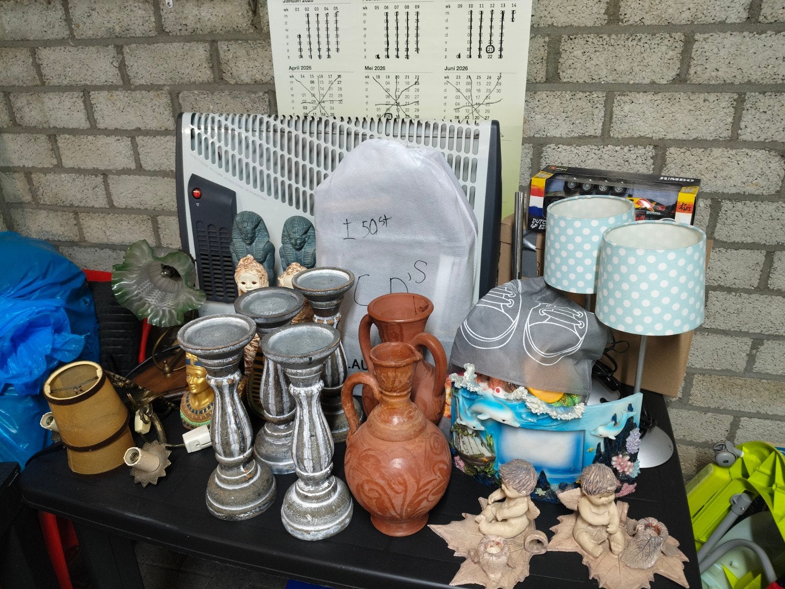 rommelmarkt spullen, Ophalen, Gebruikt