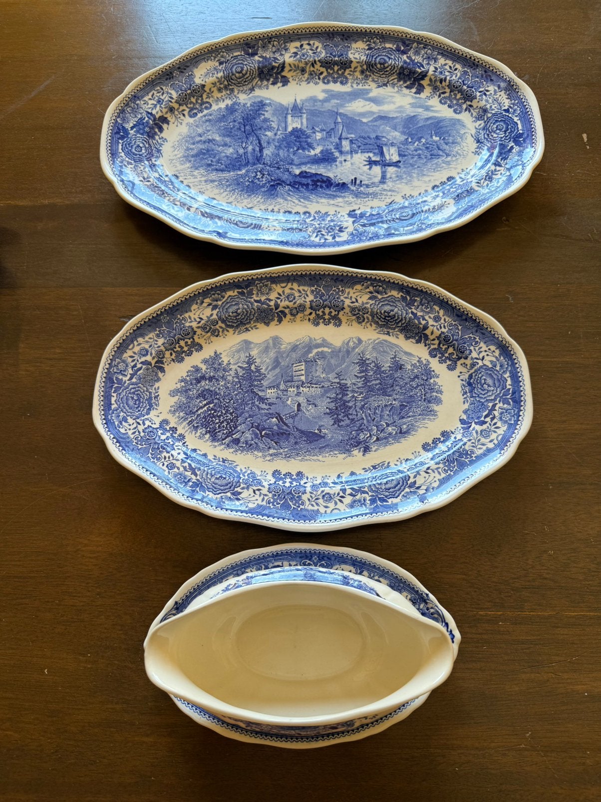 Villeroy en Boch Burgenland serviesdeel schalen sauskom, Ophalen, Zo goed als nieuw, Porselein, Bord of Schaal