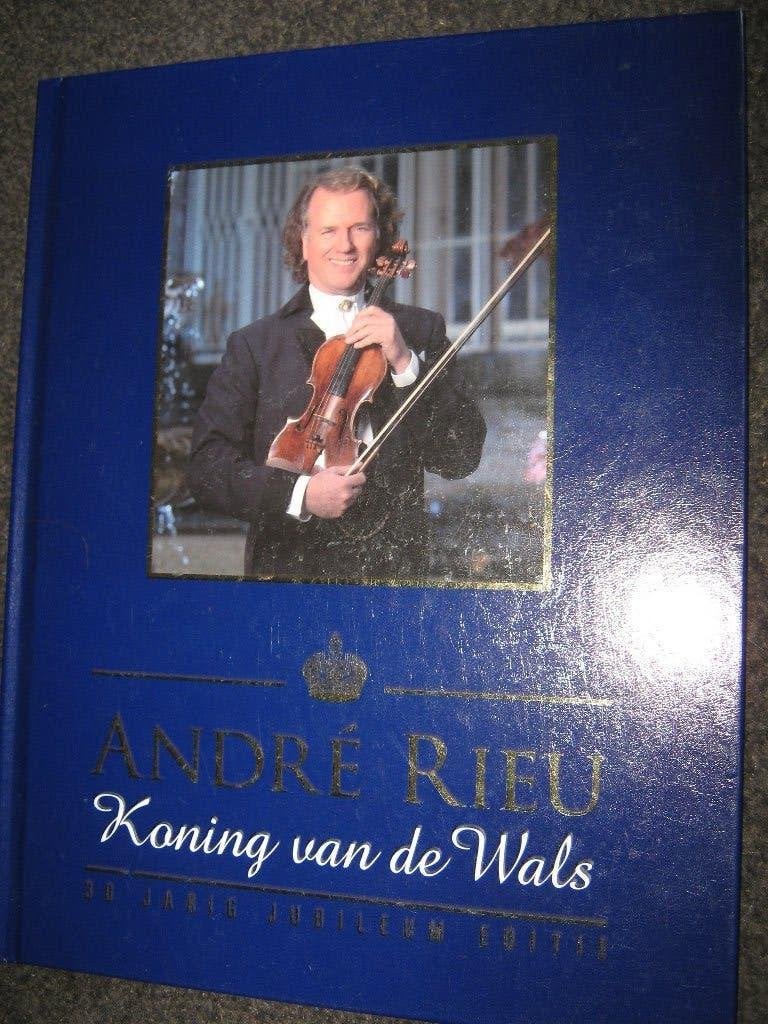 BOEK ANDRÉ RIEU €0,50! OPBRENGST VOEDSELBANK!, Ophalen, Gelezen, Artiest