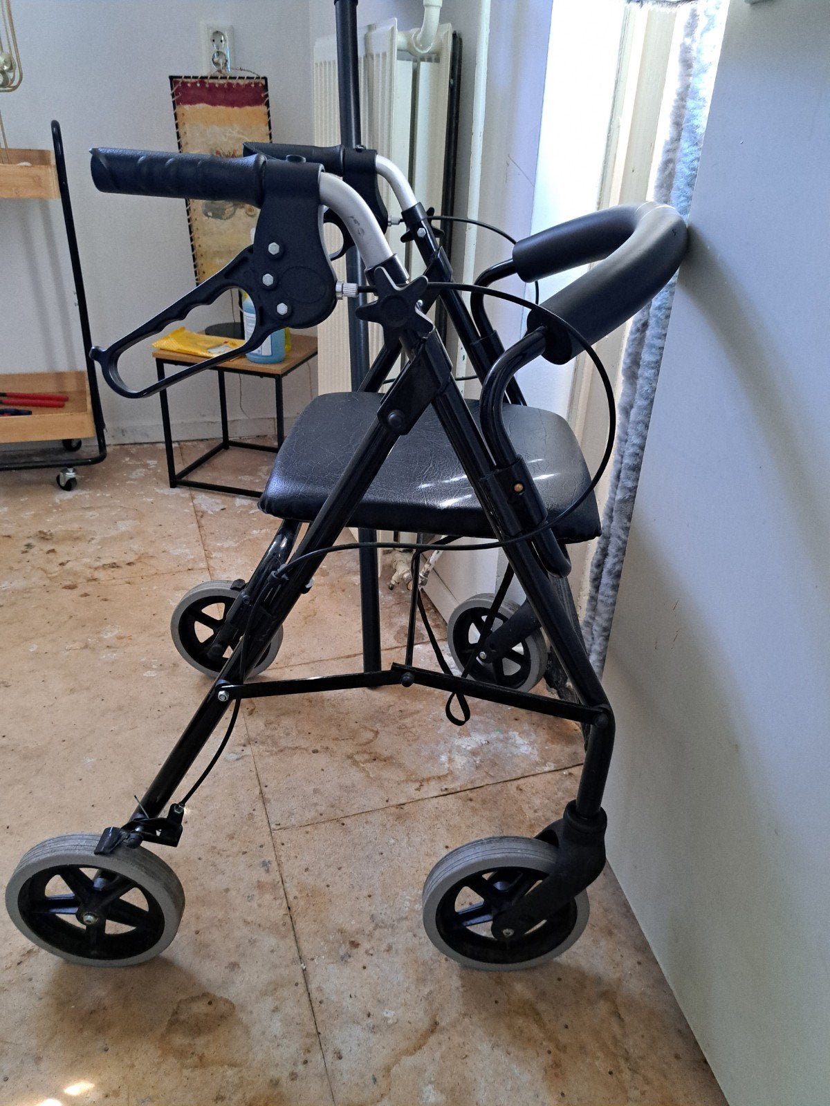 rollator, Ophalen, Opvouwbaar, Zo goed als nieuw