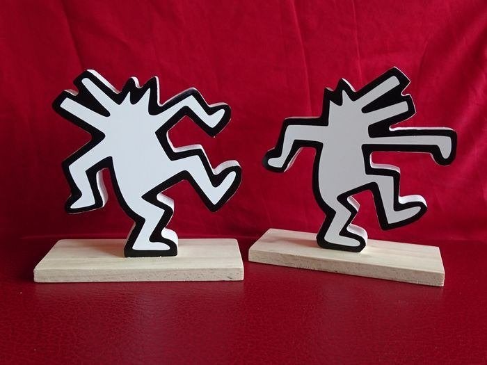 Keith Haring Dancing Dogs boekensteunen / decoratief object, Ophalen of Verzenden, Nieuw