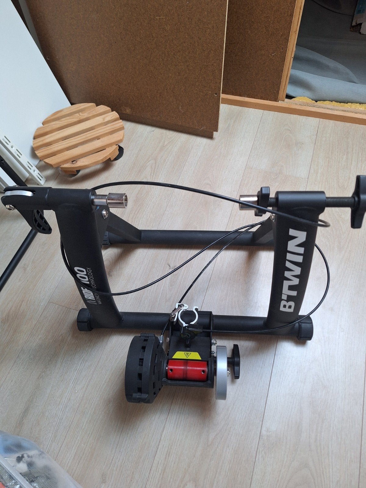 B'Twin In'Ride 100 Fietstrainer - Zo goed als nieuw, Ophalen, Mountainbike, Overige typen, Staal