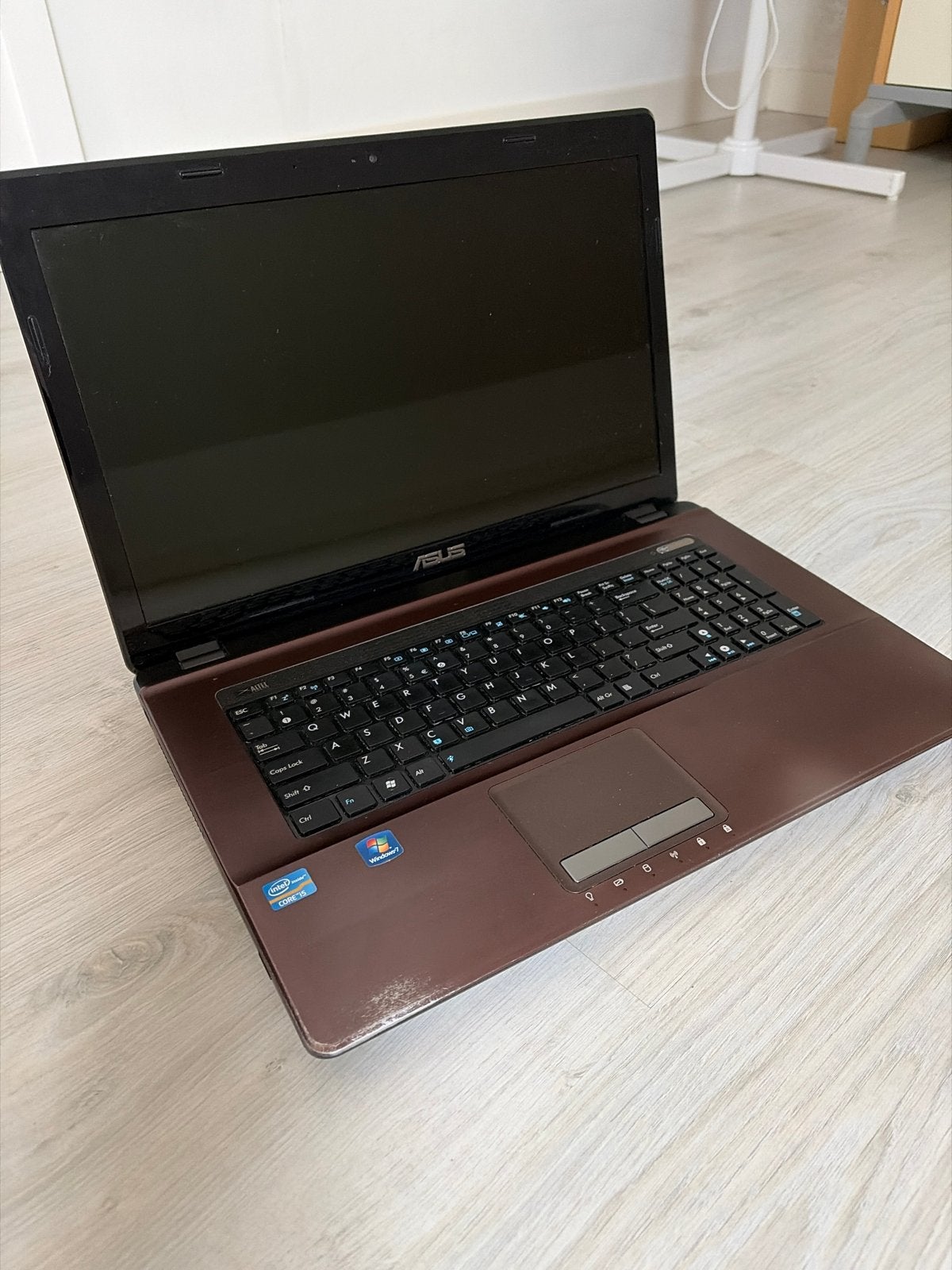 ASUS k73e laptop - Intel Core i5- 17 inch scherm, Computers en Software, Ophalen, Gebruikt, HDD, Minder dan 4 GB