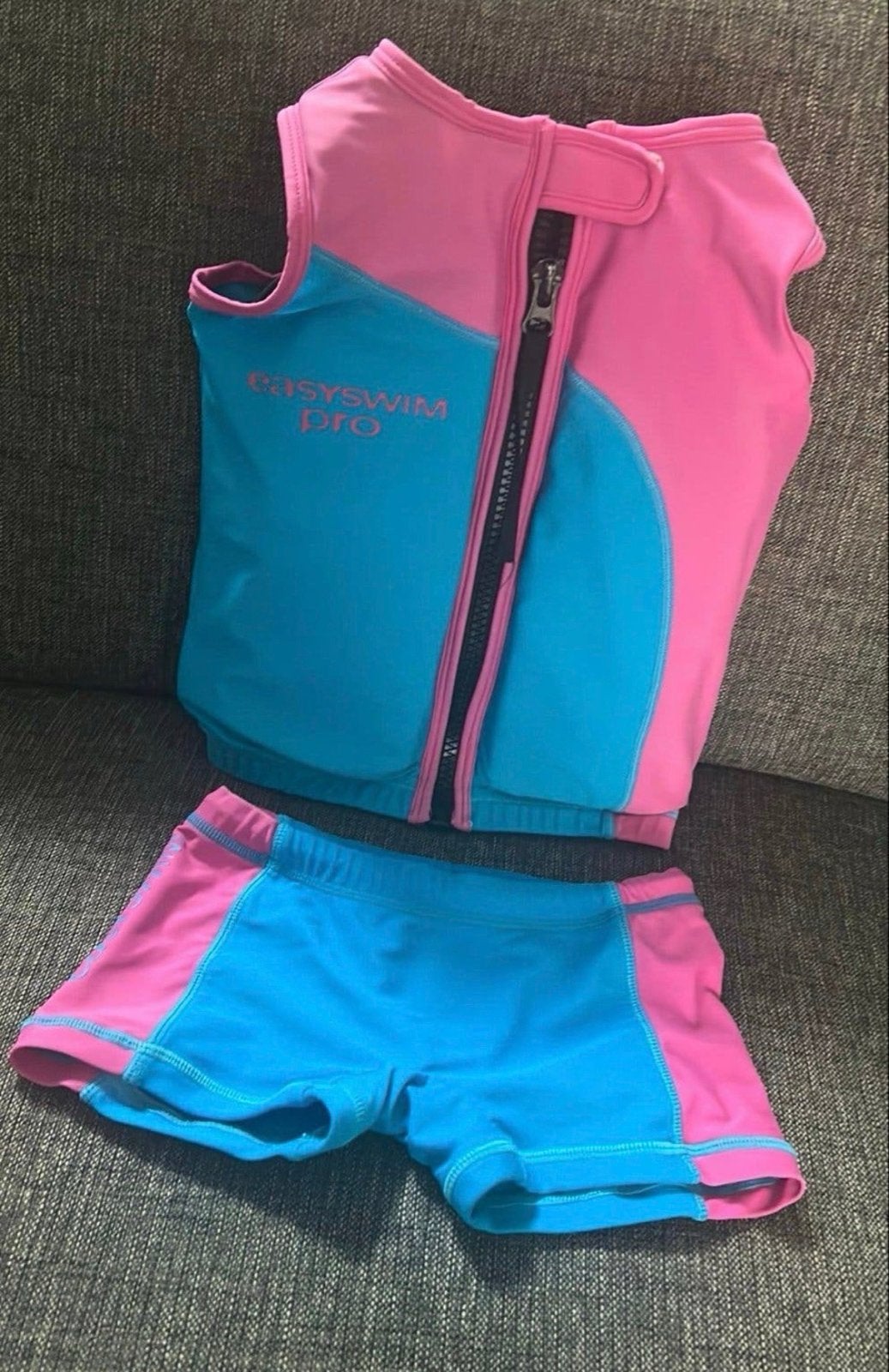 EasySwim Pro zwemvest met zwembroekje, Kleding | Dames, Ophalen of Verzenden, Zo goed als nieuw, Meerkleurig, Overige typen
