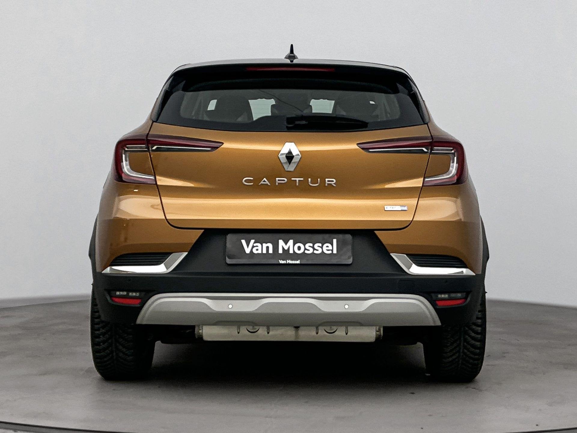 Renault Captur 1.6 E-Tech Plug-in Hybrid 160 Intens | Airco, Auto's, Dealer onderhouden, 77 km/l, Gebruikt, Leder en Stof