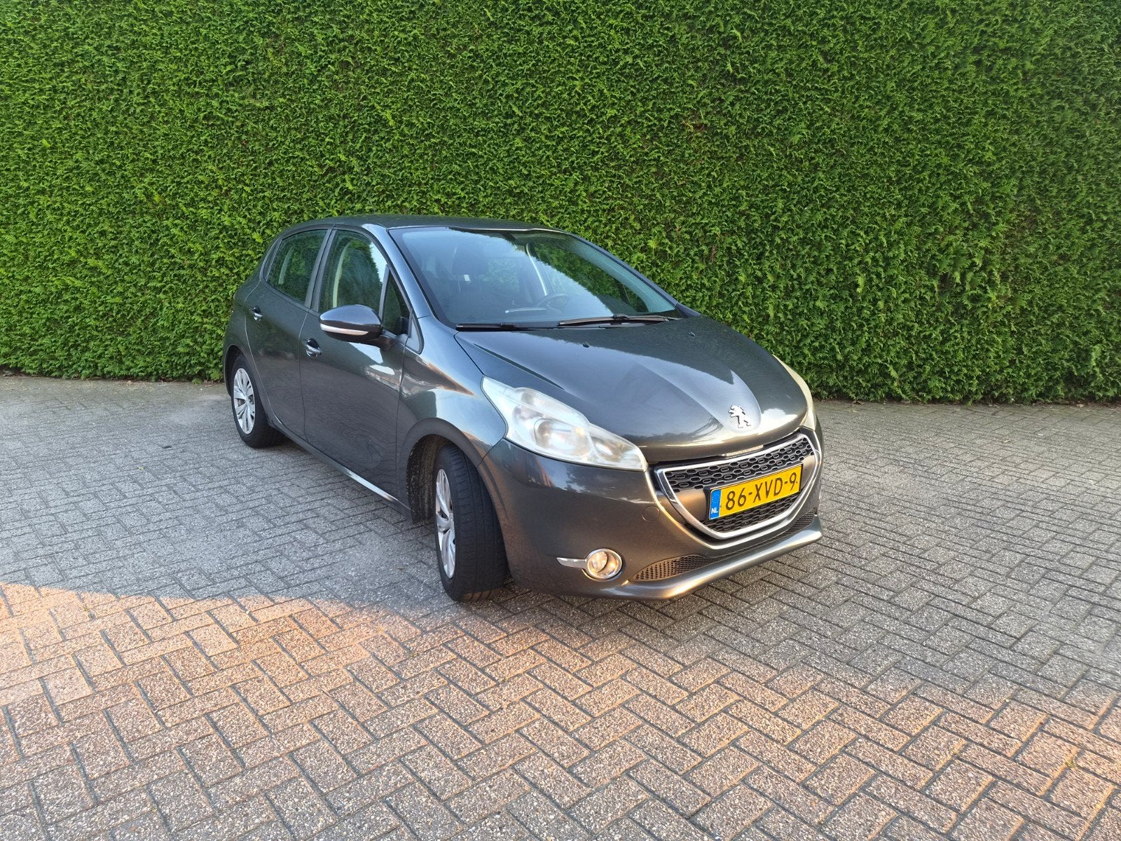 Peugeot 208 1.2 VTi 82PK 5D (102g) 2012 Grijs