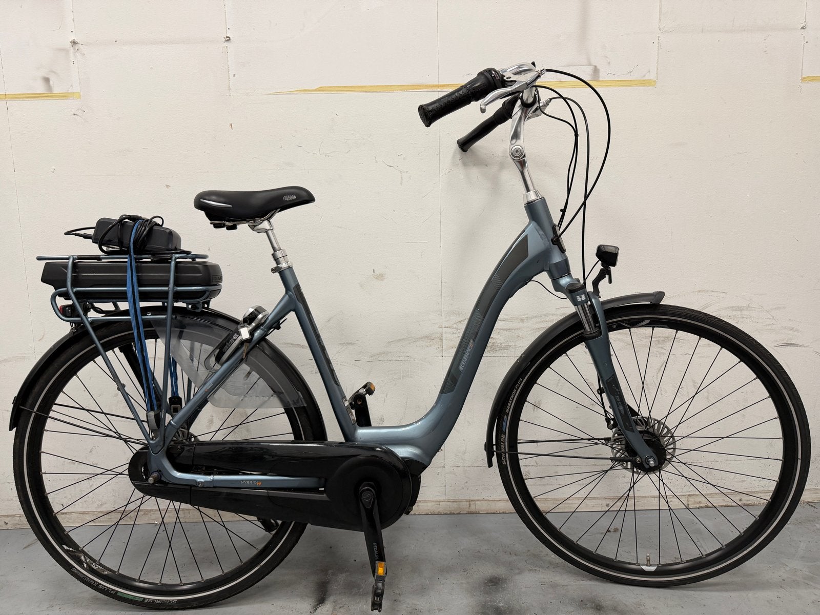 Nette Giant Elegante elektrische fiets, 53 tot 56 cm, (Extra) lage instap, Zo goed als nieuw, Trommelrem