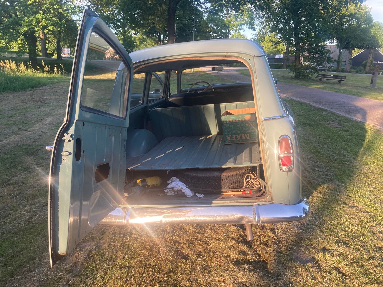 Peugeot 403 Commerciale 1960 blauw, foto 8