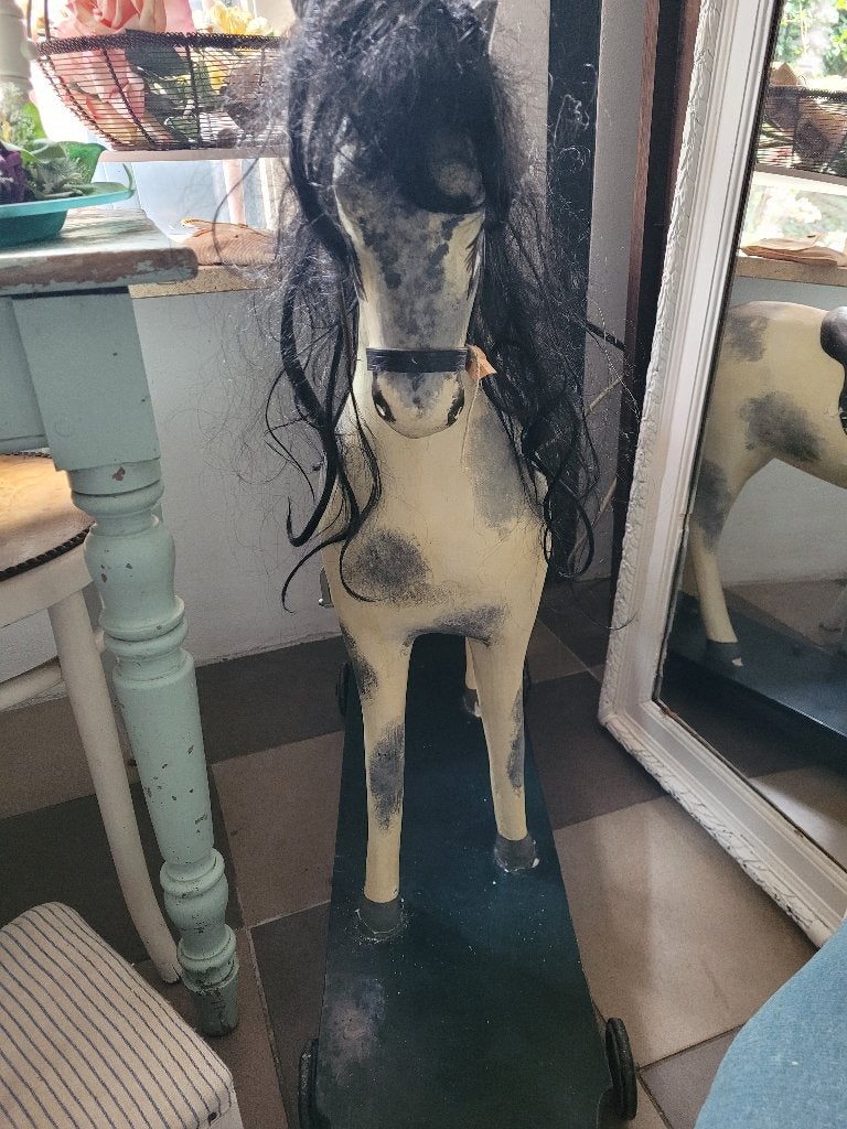 Antiek groot papier mache paard, Ophalen