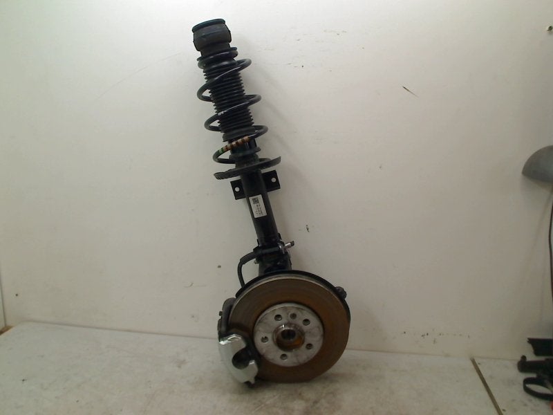 Veerpoot Links Voor Audi A1 Sportback (8XA/8XF) 6C0407255AC, Gebruikt, Auto-Union-Straße  1, Ingolstadt 85057, , Duitsland, Info@audi.de