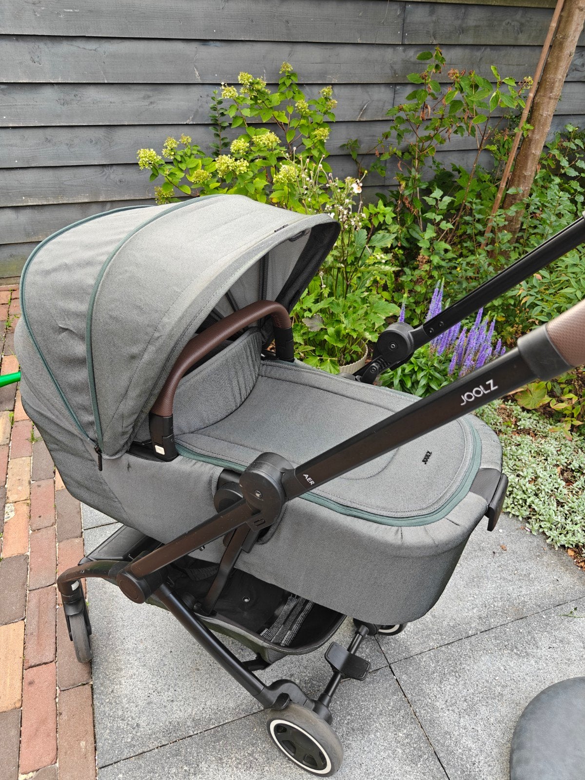 Joolz Aer kinderwagen met reiswieg en accessoires, Ophalen, Gebruikt, Regenhoes