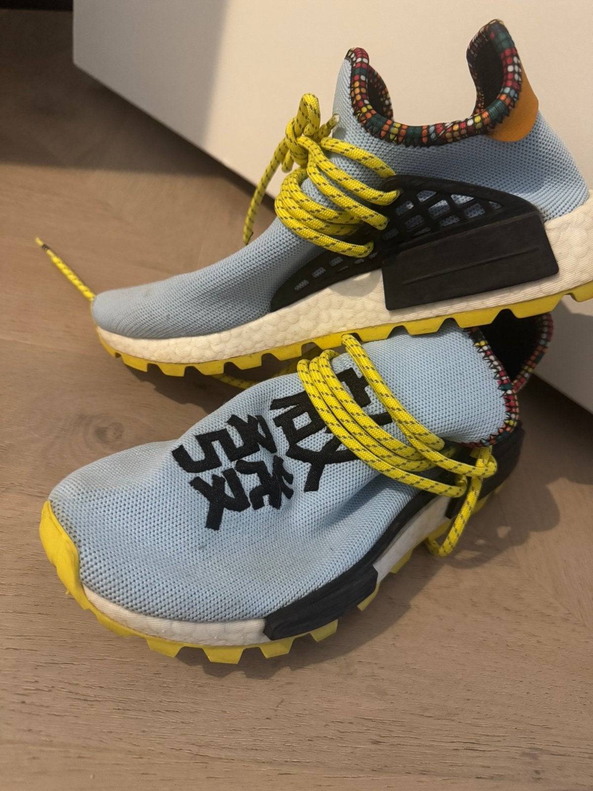 Pharrell Williams Human Race NMD sneakers Adidas, Ophalen of Verzenden, Gedragen, Blauw, Sneakers of Gympen