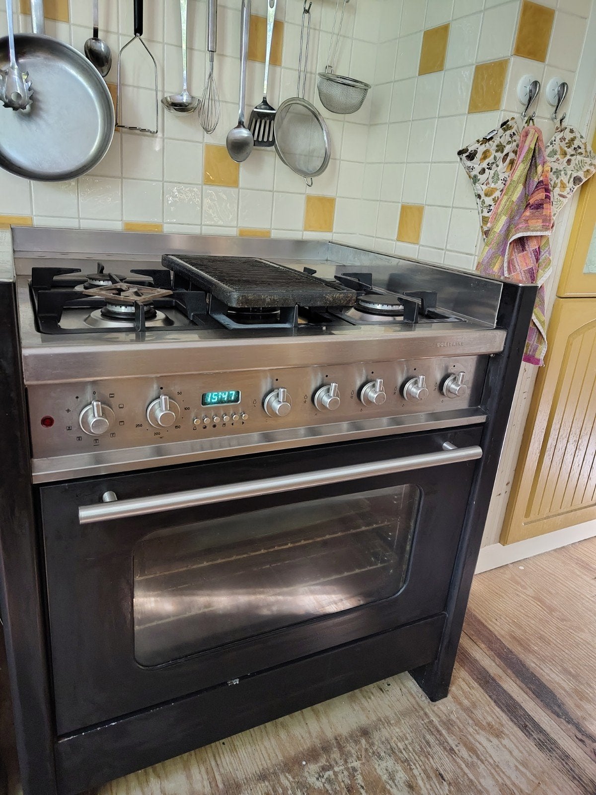 Solitaire gasfornuis met oven, Gebruikt, 60 cm of meer, Gas, Vrijstaand