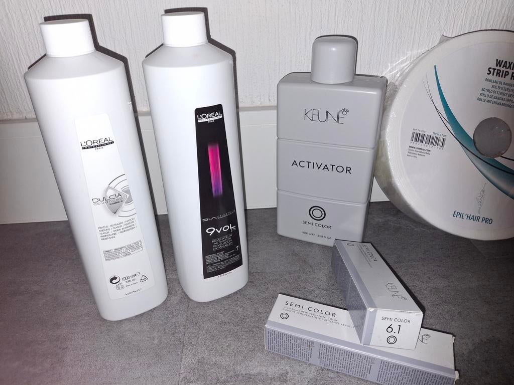 L'Oréal Dulcia, Keune Activator en Semi Color 6.1, Ophalen of Verzenden, Nieuw