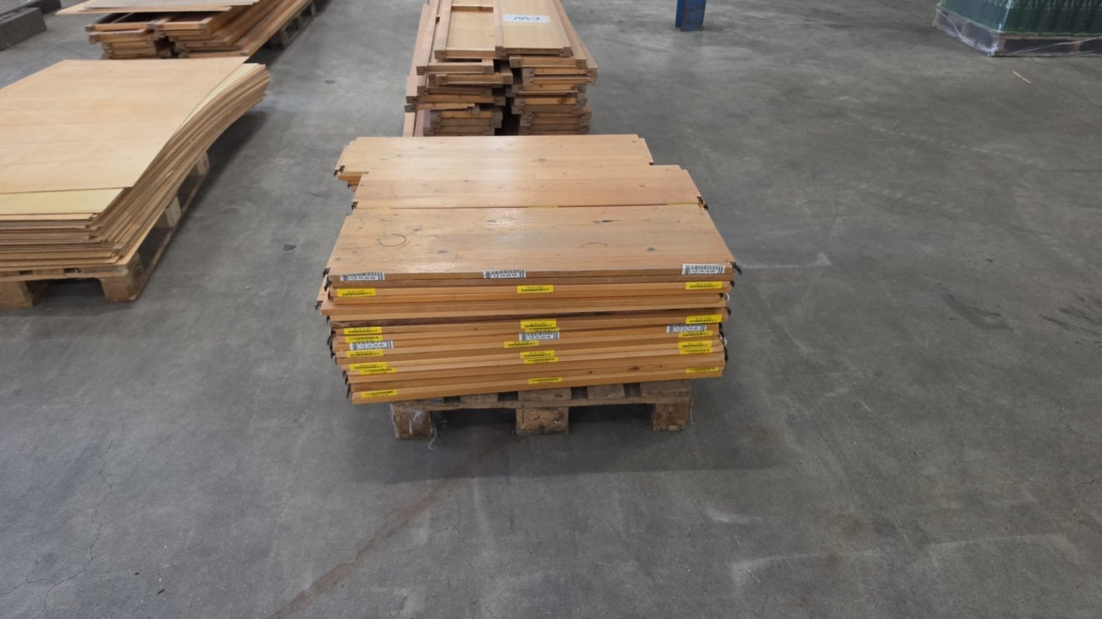 Lundia 560 planken en 40 achterplaten en 50 staanders, Ophalen, Gebruikt, Plank