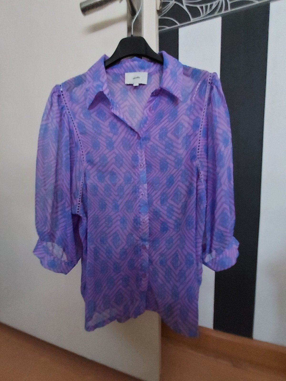 Shoeby blouse met paars/blauw patroon - Maat L, Kleding | Dames, Paars, Maat 42/44 (L), Ophalen of Verzenden, Zo goed als nieuw