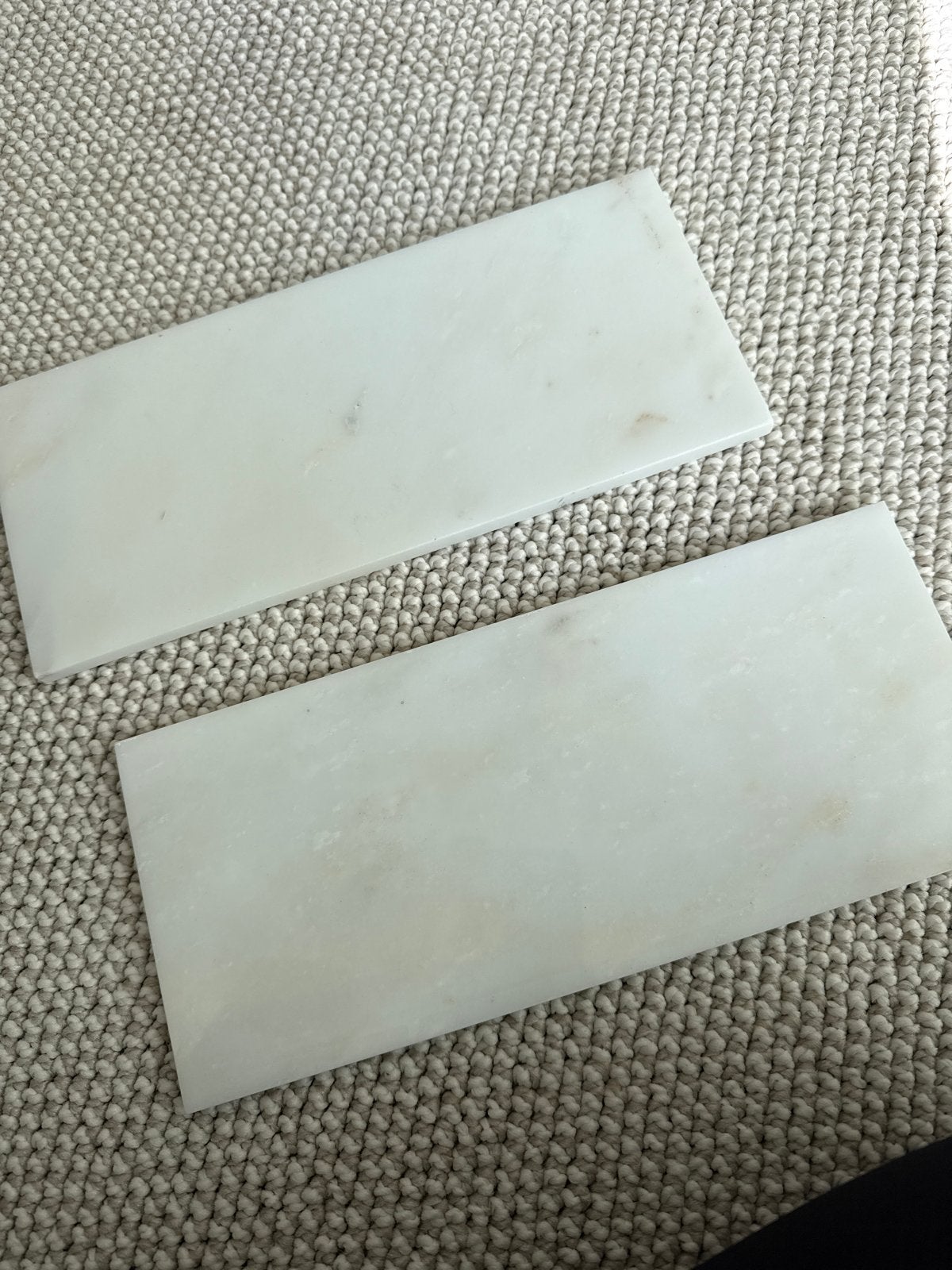 Witte marmeren tegels - 3 stuks, Overige typen, Zo goed als nieuw, 20 tot 40 cm, Minder dan 5 m²